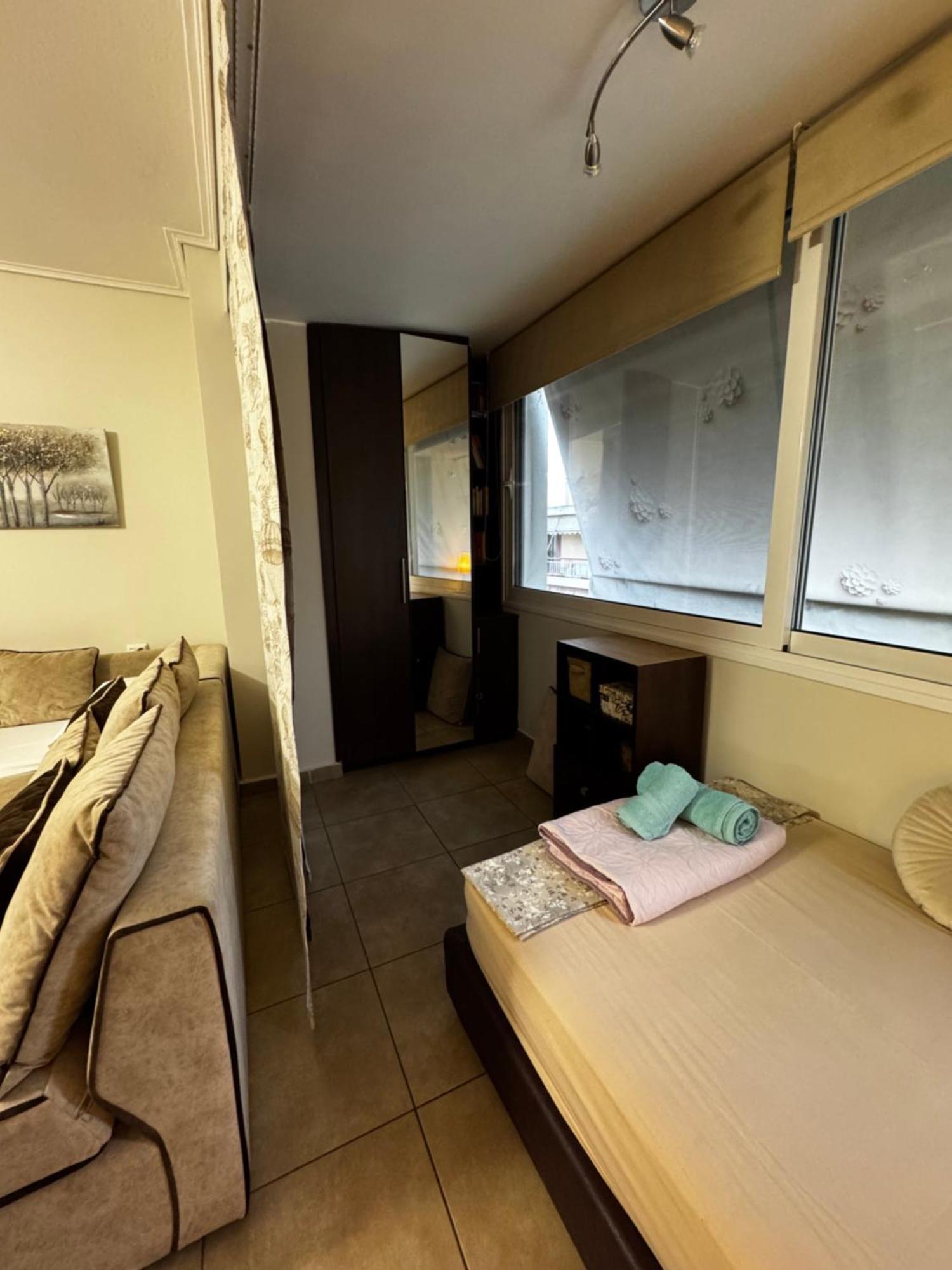 Hill View Apartment Near Acropolis Aten Exteriör bild